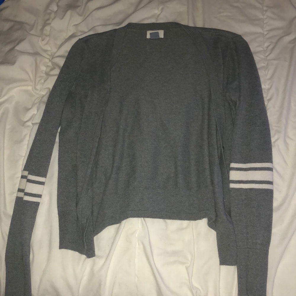 Grey cardigan